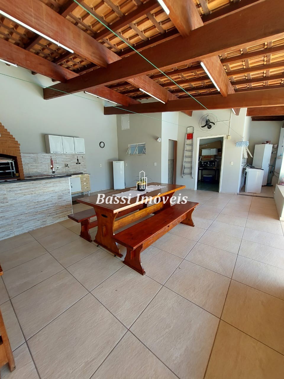 Espetacular Casa à Venda em Mogi Mirim-SP, Parque Real: 3 Quartos, 2 Salas, 2 Banheiros, 2 Vagas, 172 m²!