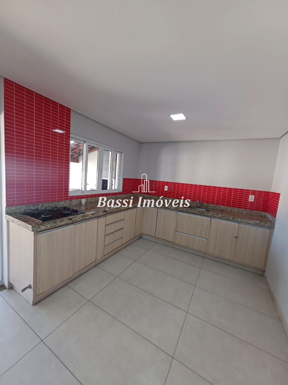 Casa à Venda em Mogi Guaçu-SP, Jardim Planalto Verde: 3 Quartos, 2 Salas, 2 Vagas de Garagem, 248m² de Área