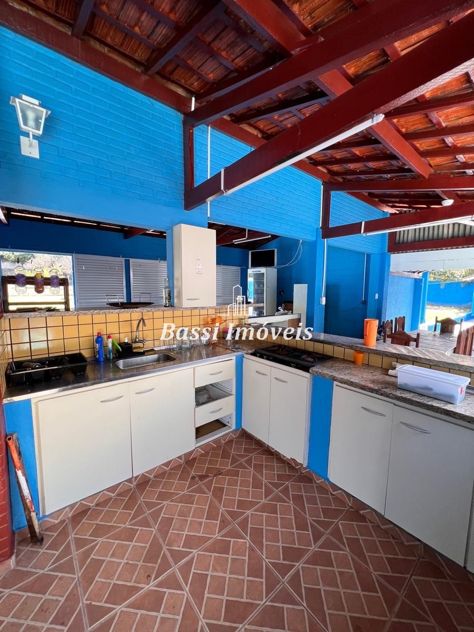 Imperdível! Chácara de luxo com 4 quartos, 2 suítes e 650m² em Chácara São Marcelo, Mogi Mirim-SP. Adquira já!