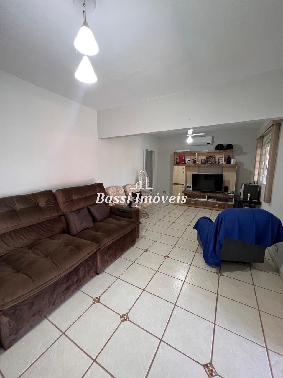 Imperdível! Chácara de luxo com 4 quartos, 2 suítes e 650m² em Chácara São Marcelo, Mogi Mirim-SP. Adquira já!