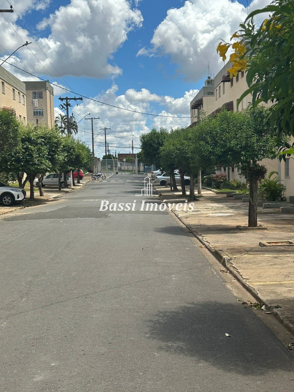 Apartamento à venda em Mogi Guaçu-SP, bairro Parque Itacolomi: 2 quartos, 2 salas, 1 banheiro, 2 vagas, 47m². ¡Confira!