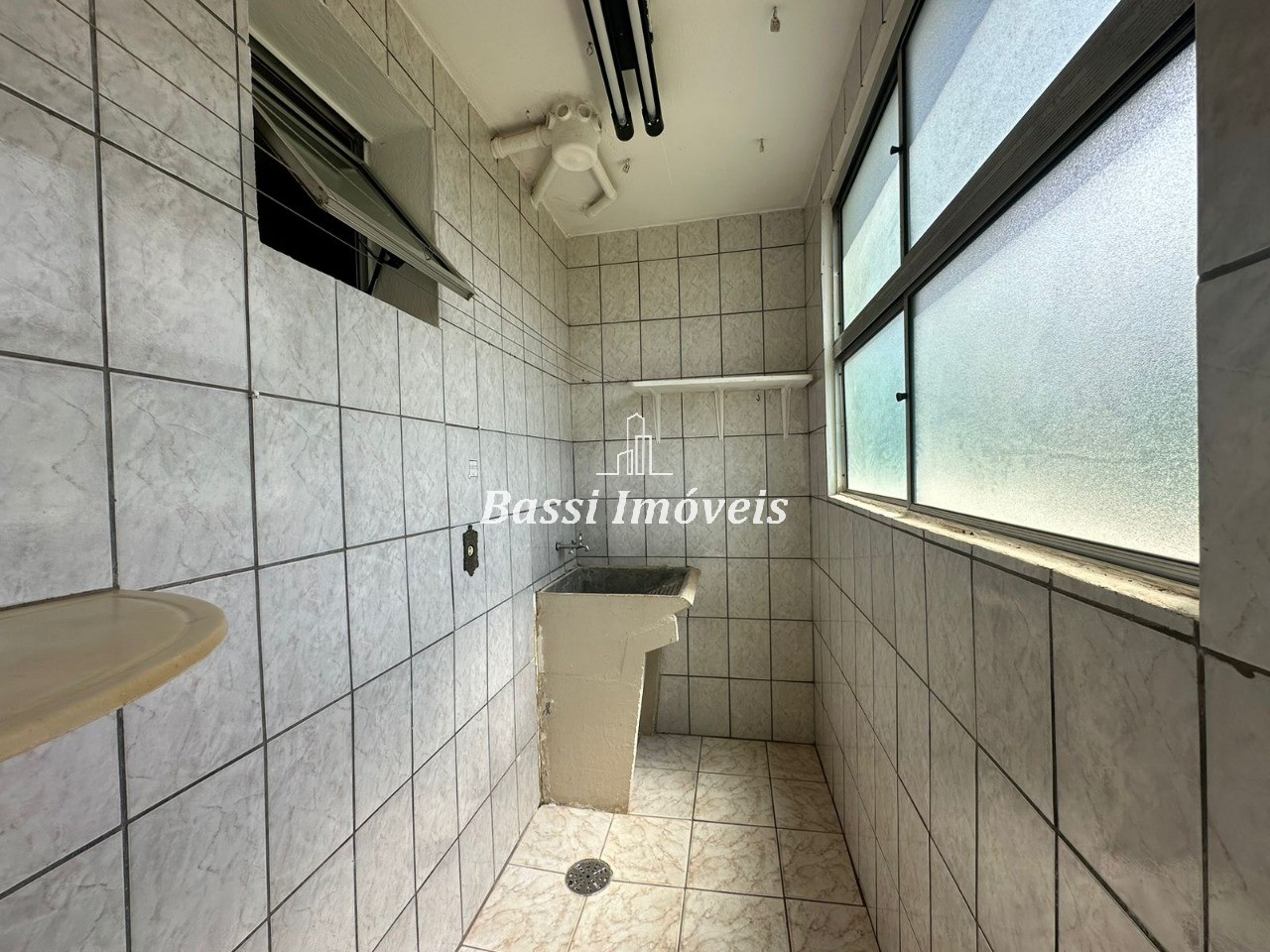 Apartamento à venda em Mogi Guaçu-SP, bairro Parque Itacolomi: 2 quartos, 2 salas, 1 banheiro, 2 vagas, 47m². ¡Confira!
