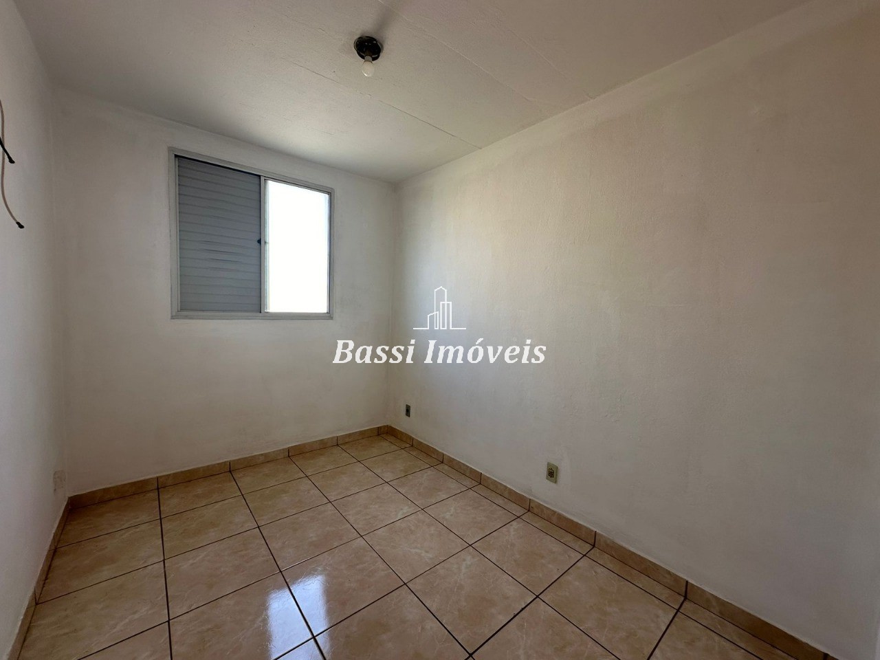 Apartamento à venda em Mogi Guaçu-SP, bairro Parque Itacolomi: 2 quartos, 2 salas, 1 banheiro, 2 vagas, 47m². ¡Confira!