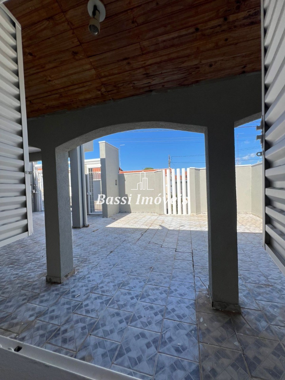 Imperdível oportunidade: Casa à venda no Jardim Getúlio Vargas, Mogi Mirim-SP, com 3 quartos, 2 salas, 1 banheiro, 2 vagas de garagem, 160m².