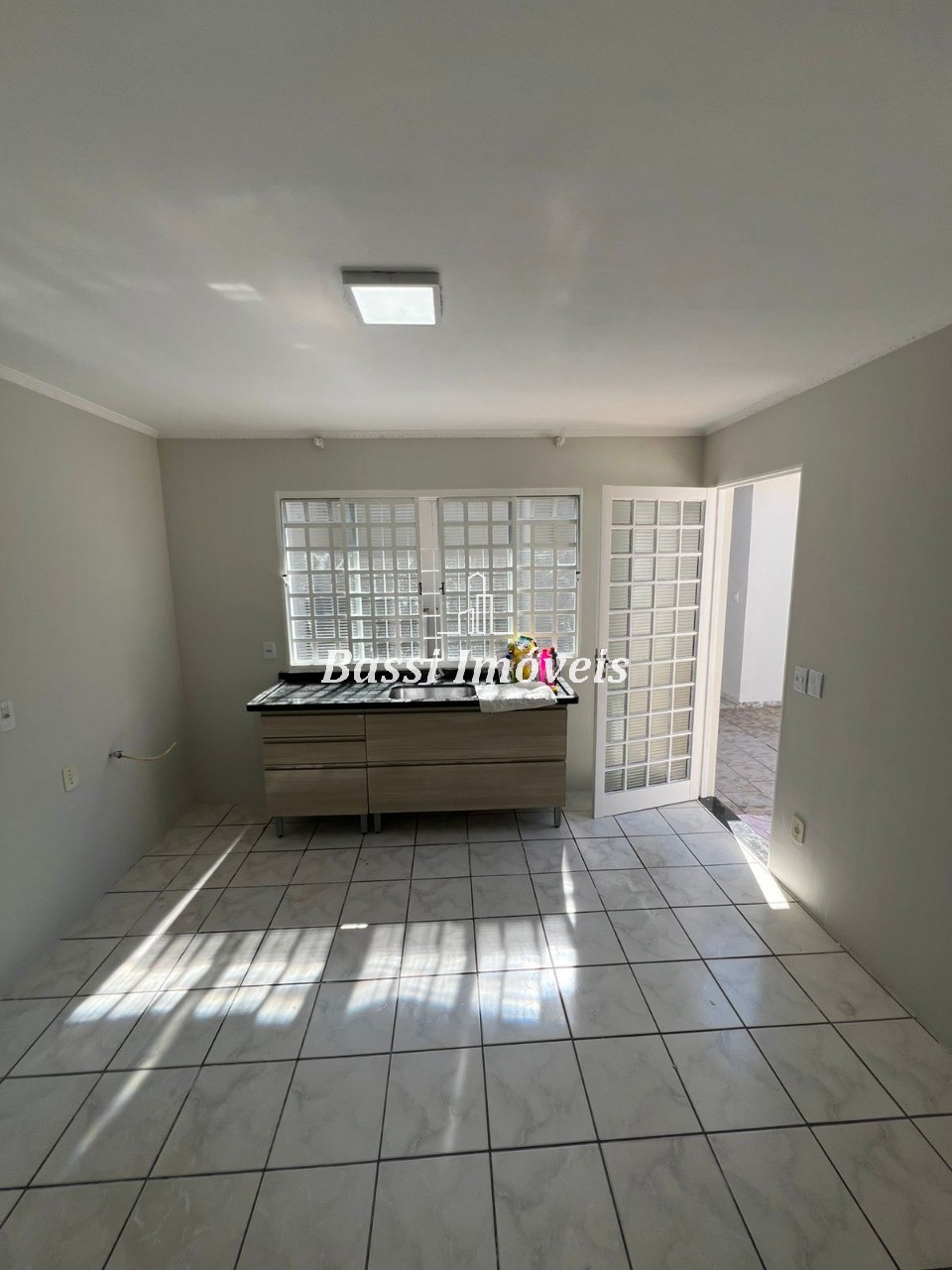 Imperdível oportunidade: Casa à venda no Jardim Getúlio Vargas, Mogi Mirim-SP, com 3 quartos, 2 salas, 1 banheiro, 2 vagas de garagem, 160m².