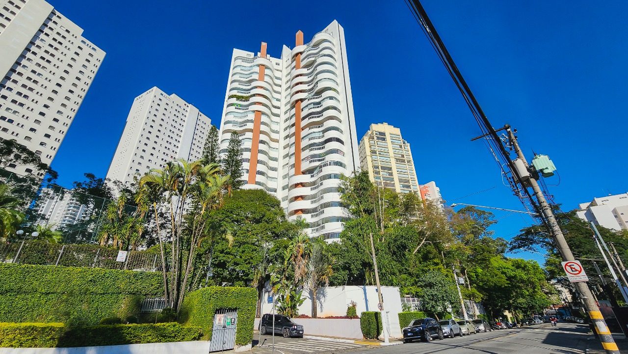 Apartamento, 3 quartos, 340 m² - Foto 1