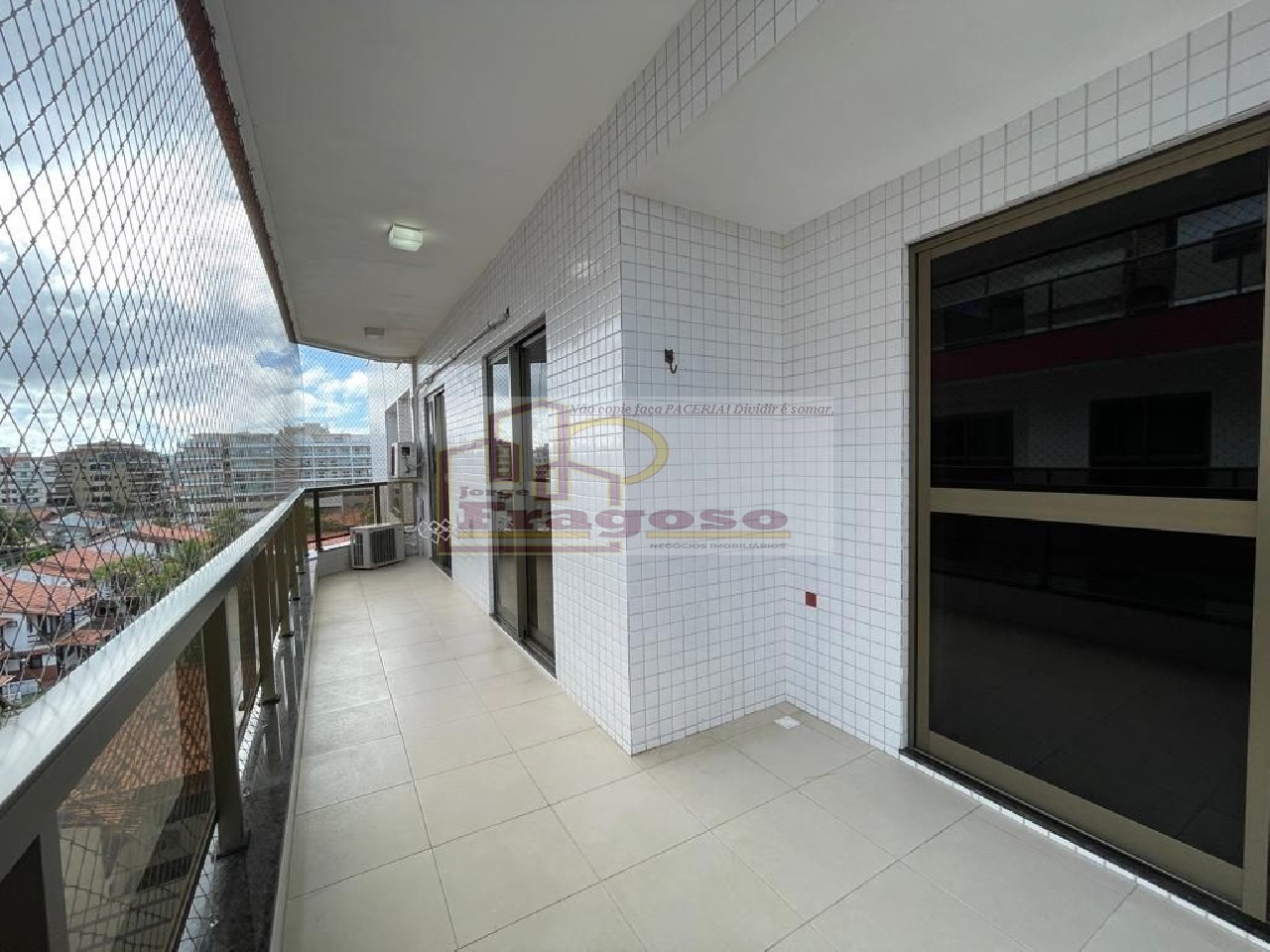 Cobertura de luxo à venda em Cabo Frio-RJ/Braga: 3 quartos, 2 suítes - Imperdível!