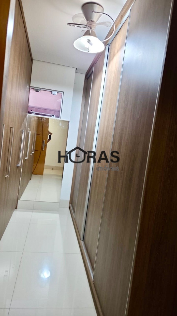Casa, 4 quartos, 295 m² - Foto 32