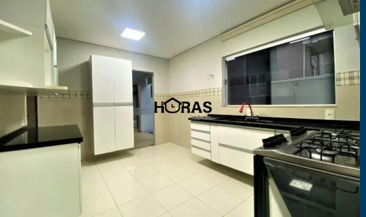 Casa, 4 quartos, 251 m² - Foto 4