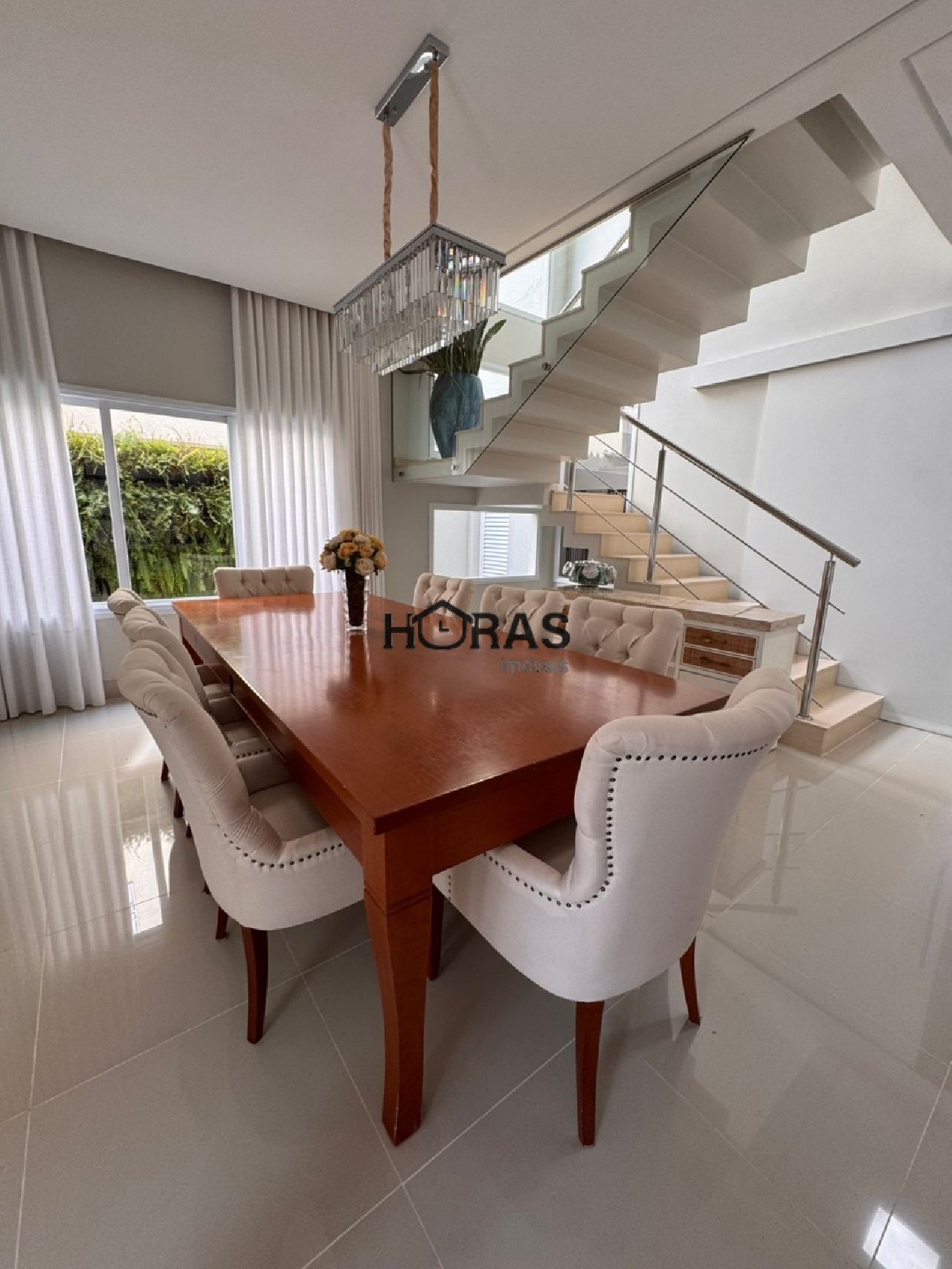 Casa, 4 quartos, 300 m² - Foto 1