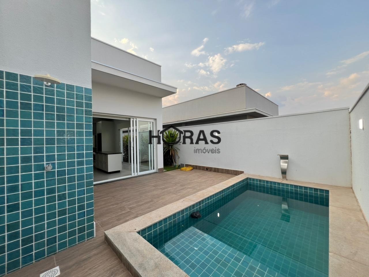 Casa, 3 quartos, 141 m² - Foto 1