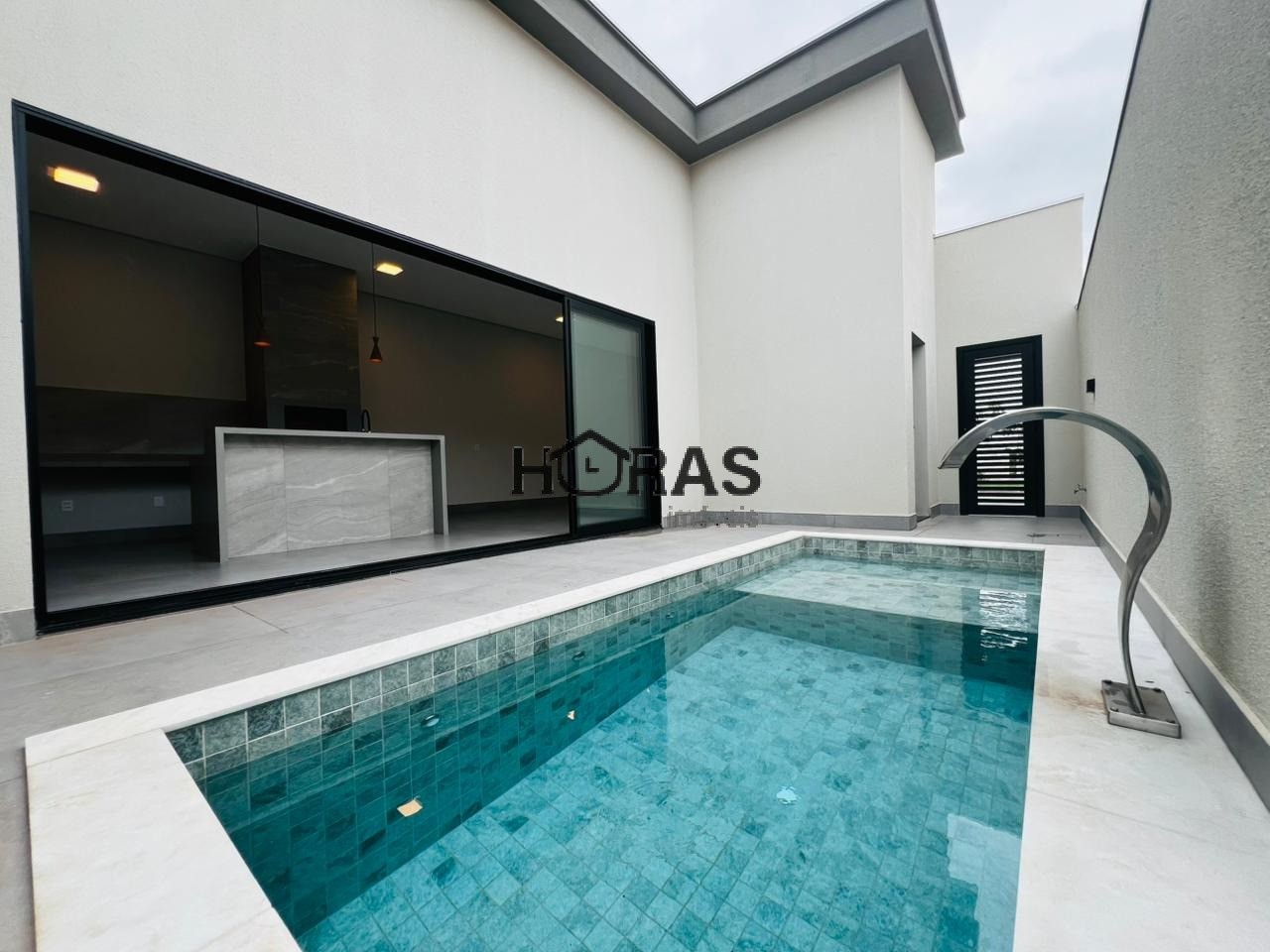 Casa, 3 quartos, 185 m² - Foto 1