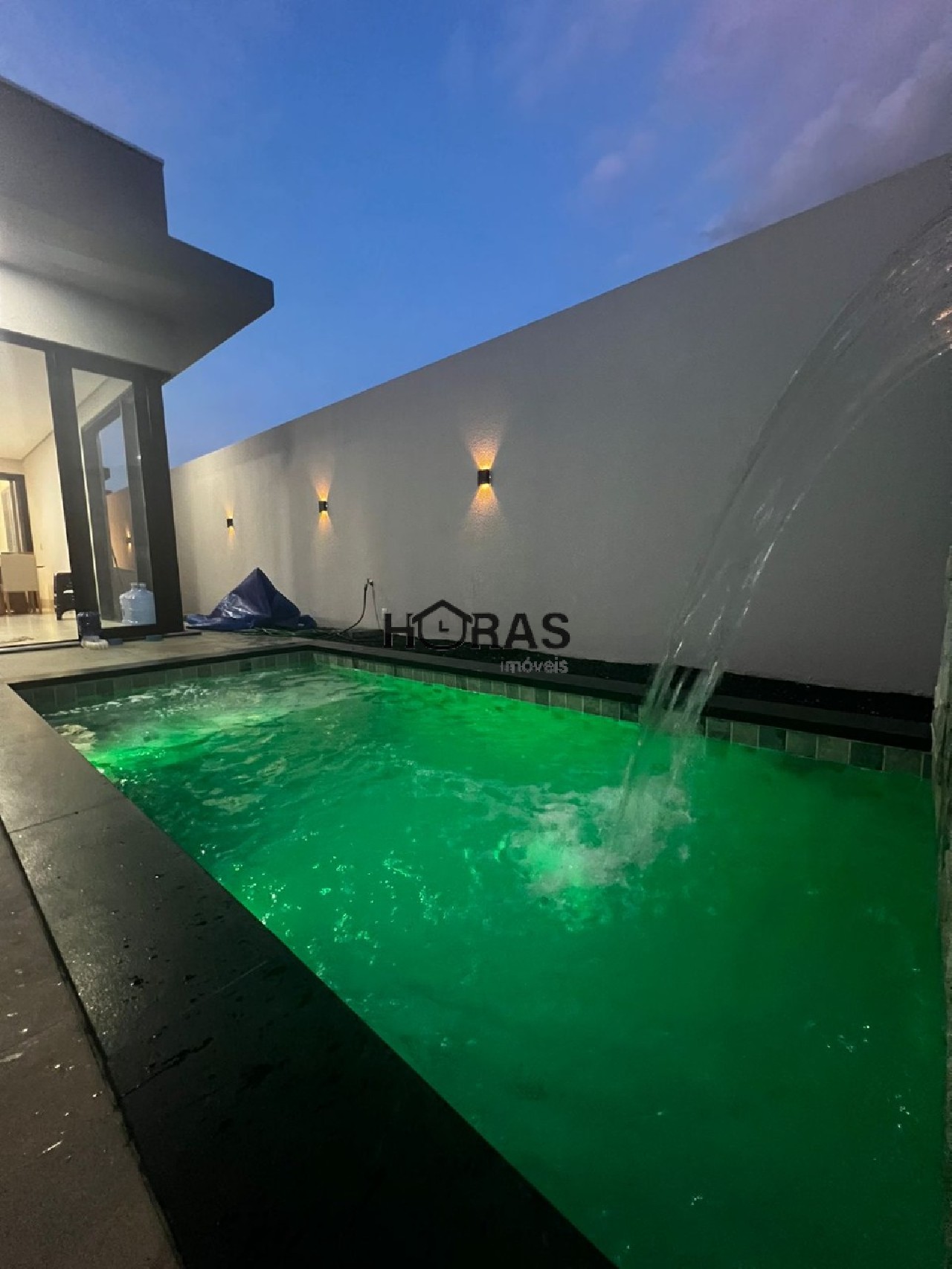 Casa, 3 quartos, 154 m² - Foto 1