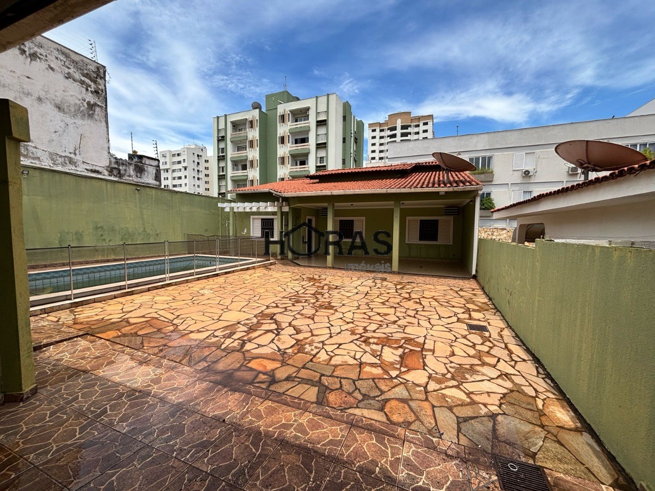 Prédio Inteiro, 250 m² - Foto 1