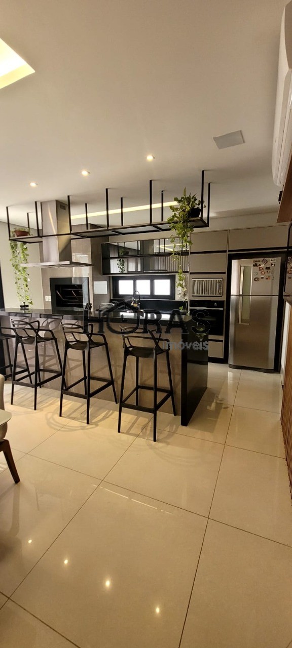 Casa, 3 quartos, 194 m² - Foto 8