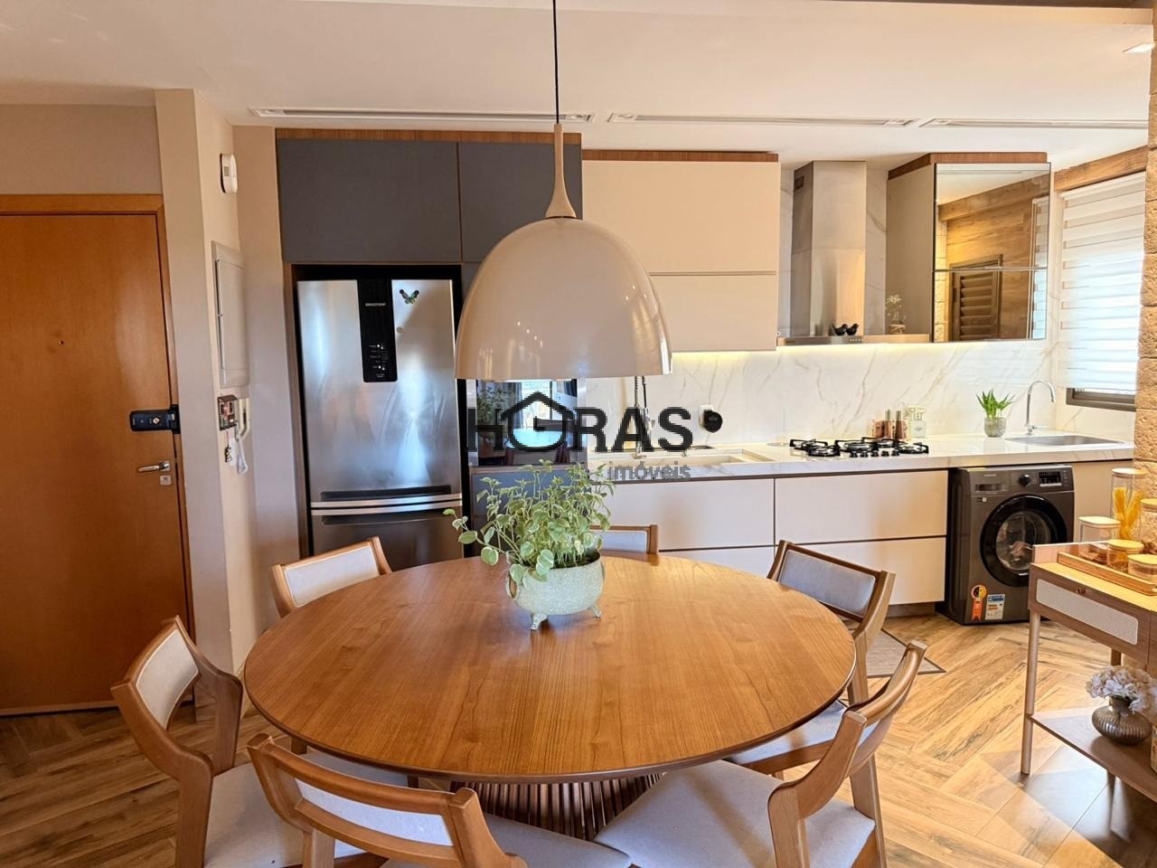 Apartamento, 3 quartos, 100 m² - Foto 2