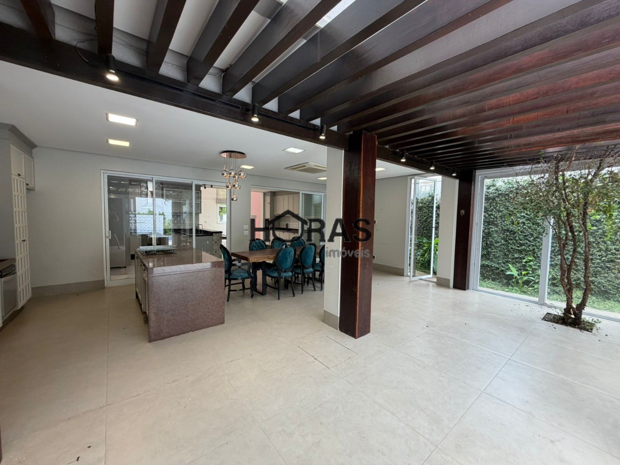 Casa, 4 quartos, 275 m² - Foto 4