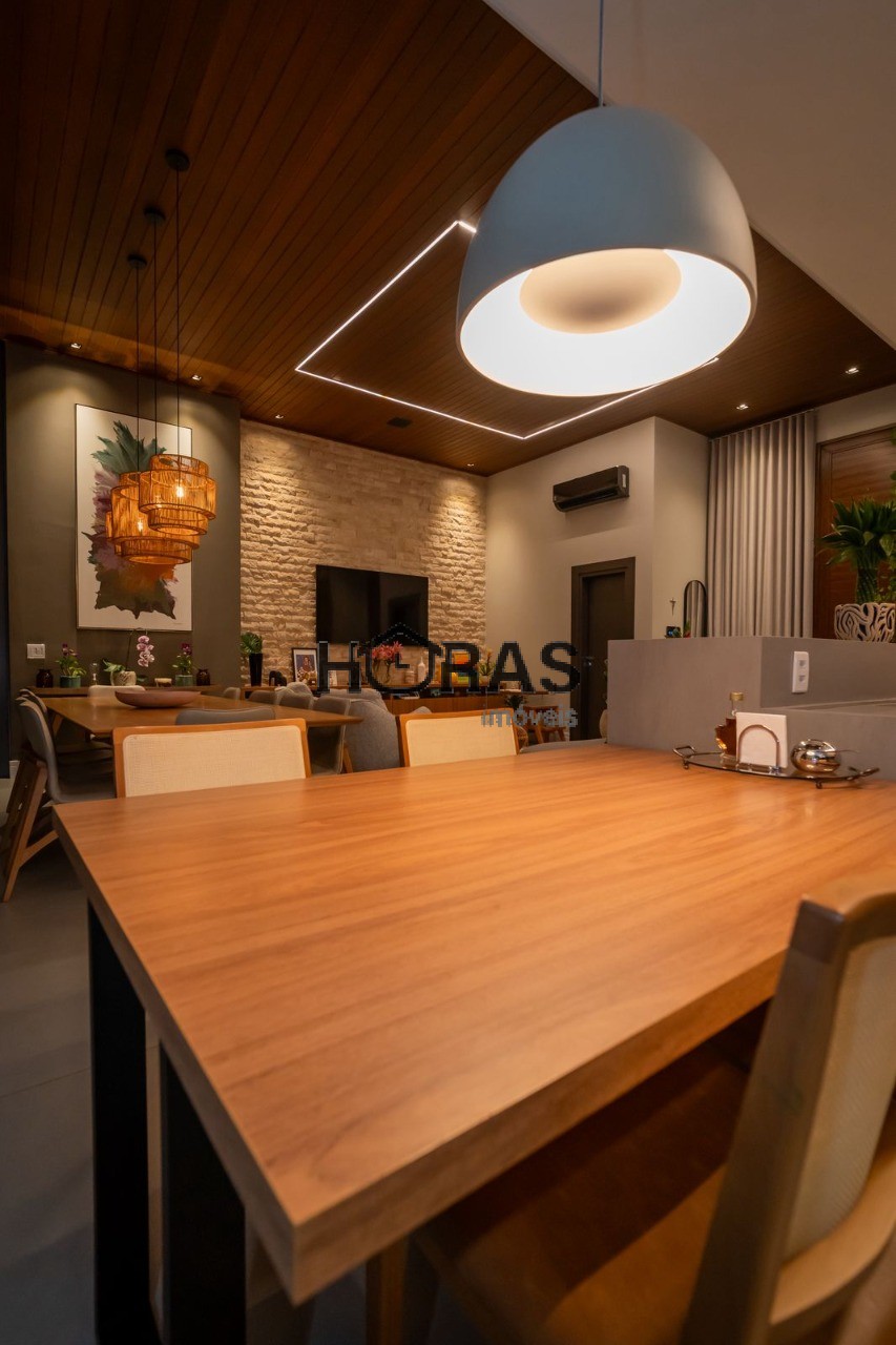 Casa, 4 quartos, 325 m² - Foto 9