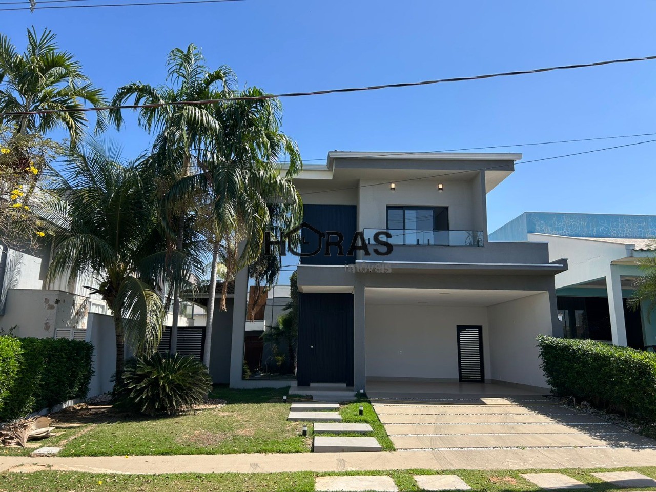 Casa, 4 quartos, 285 m² - Foto 1
