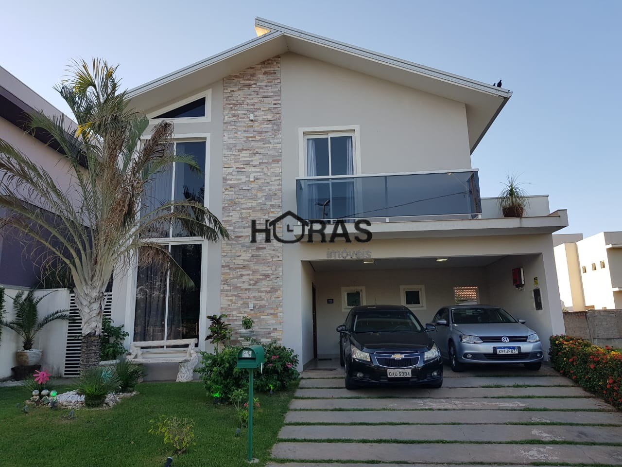 Casa, 4 quartos, 285 m² - Foto 1