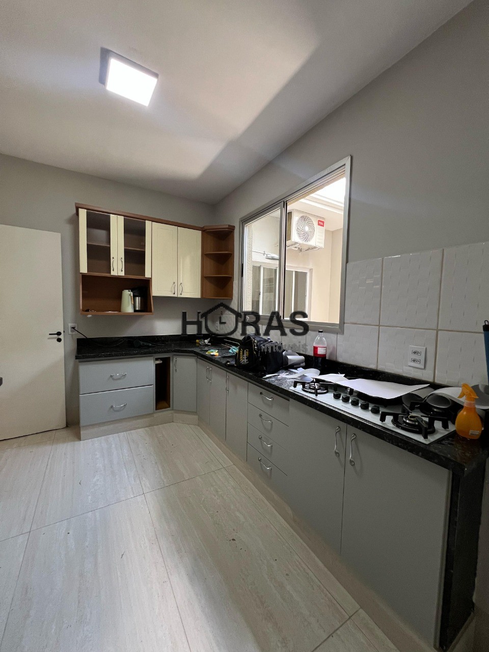Casa, 4 quartos, 218 m² - Foto 2