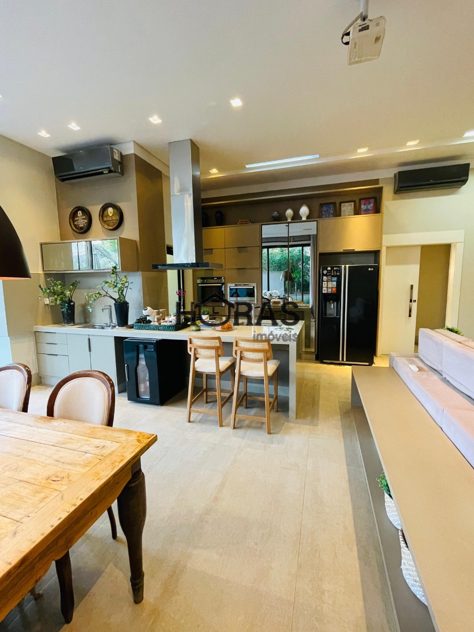Casa, 3 quartos, 217 m² - Foto 9