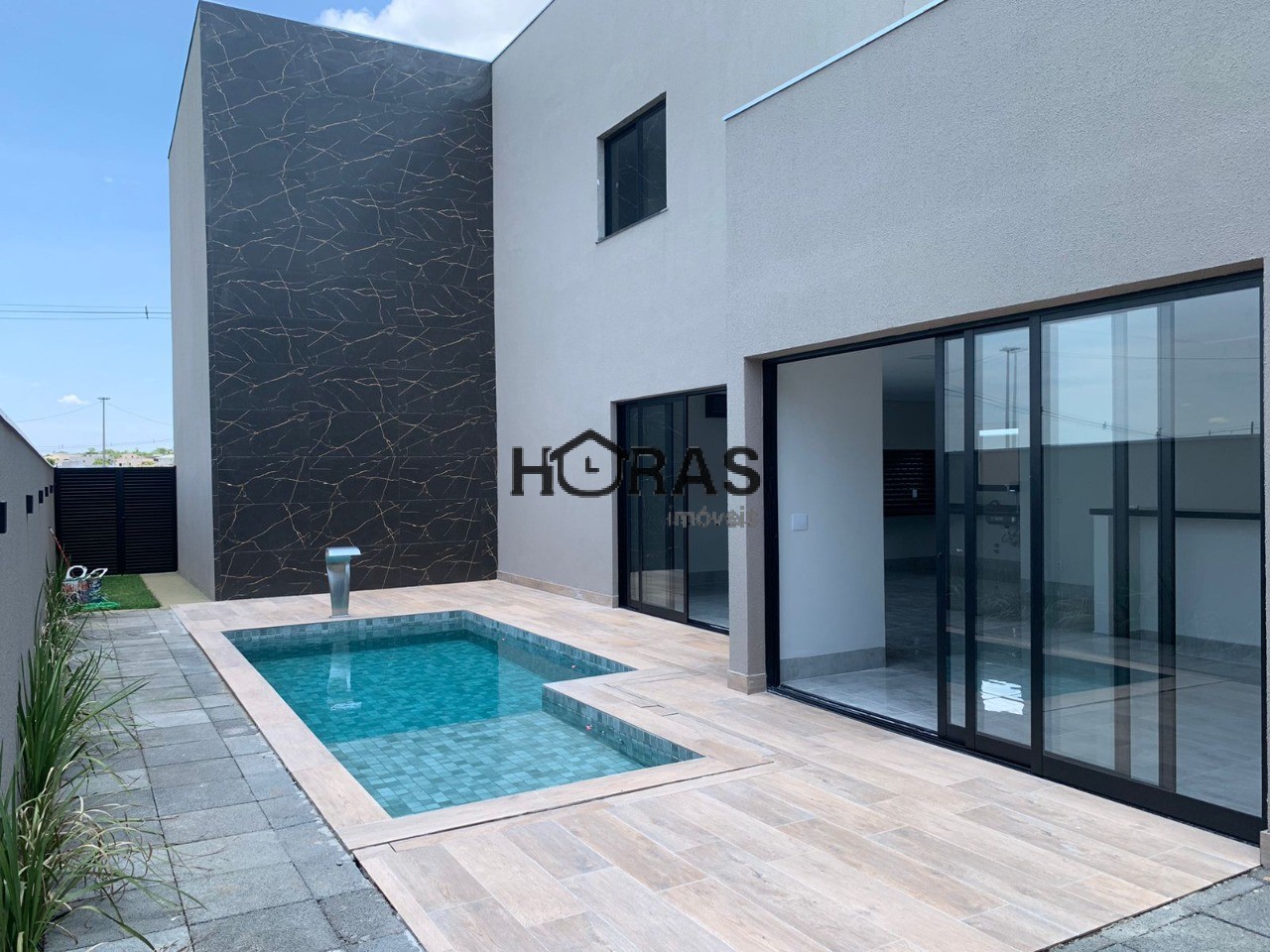 Casa, 4 quartos, 350 m² - Foto 2