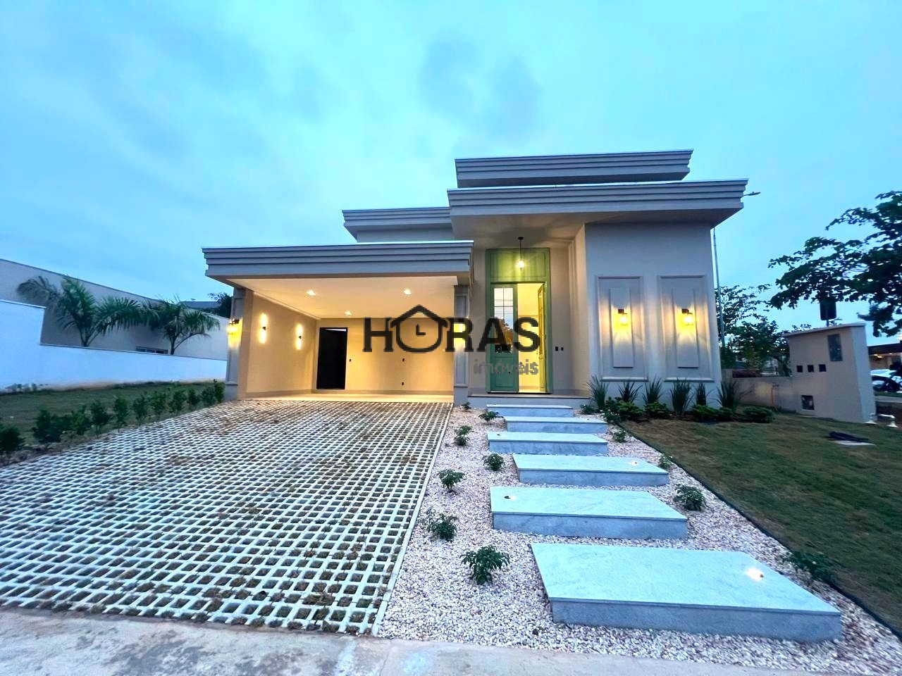 Casa, 3 quartos, 223 m² - Foto 2