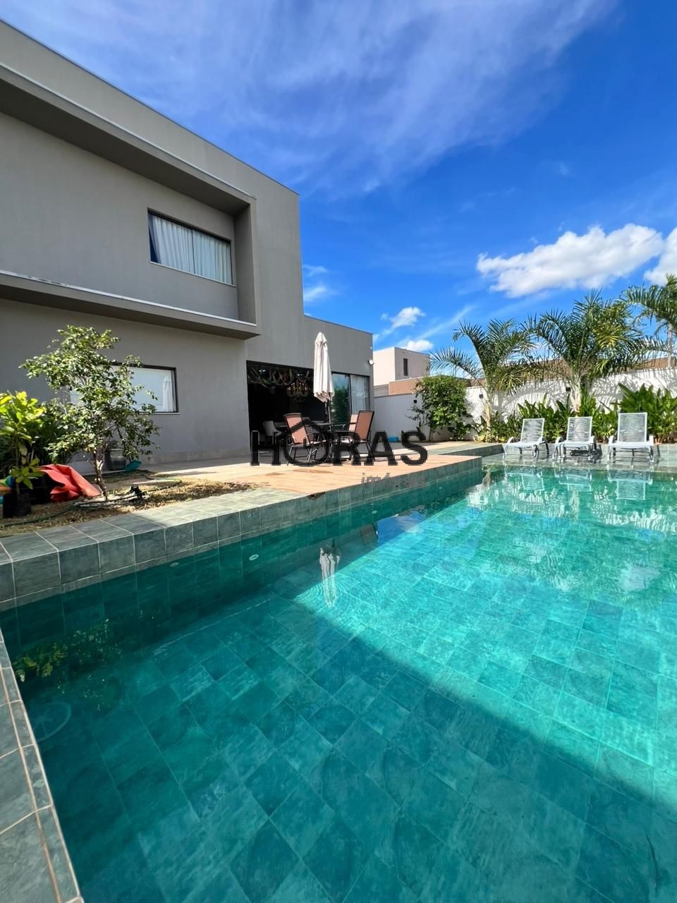 Casa, 4 quartos, 345 m² - Foto 1