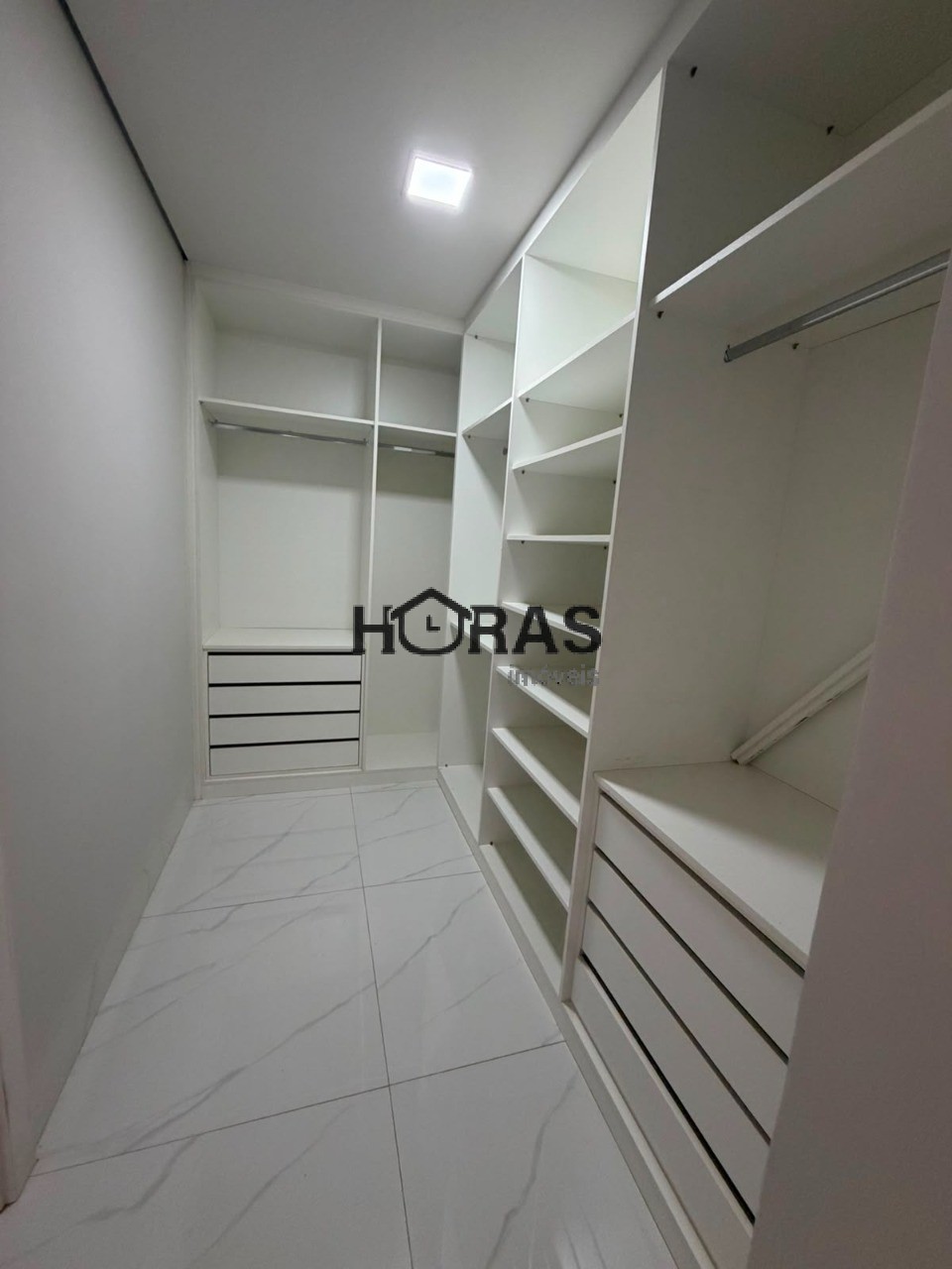 Casa, 3 quartos, 270 m² - Foto 4