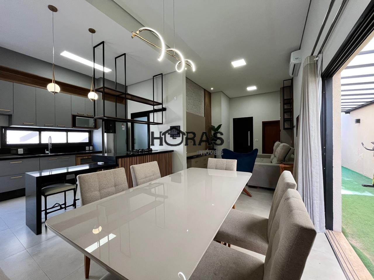 Casa, 3 quartos, 177 m² - Foto 1