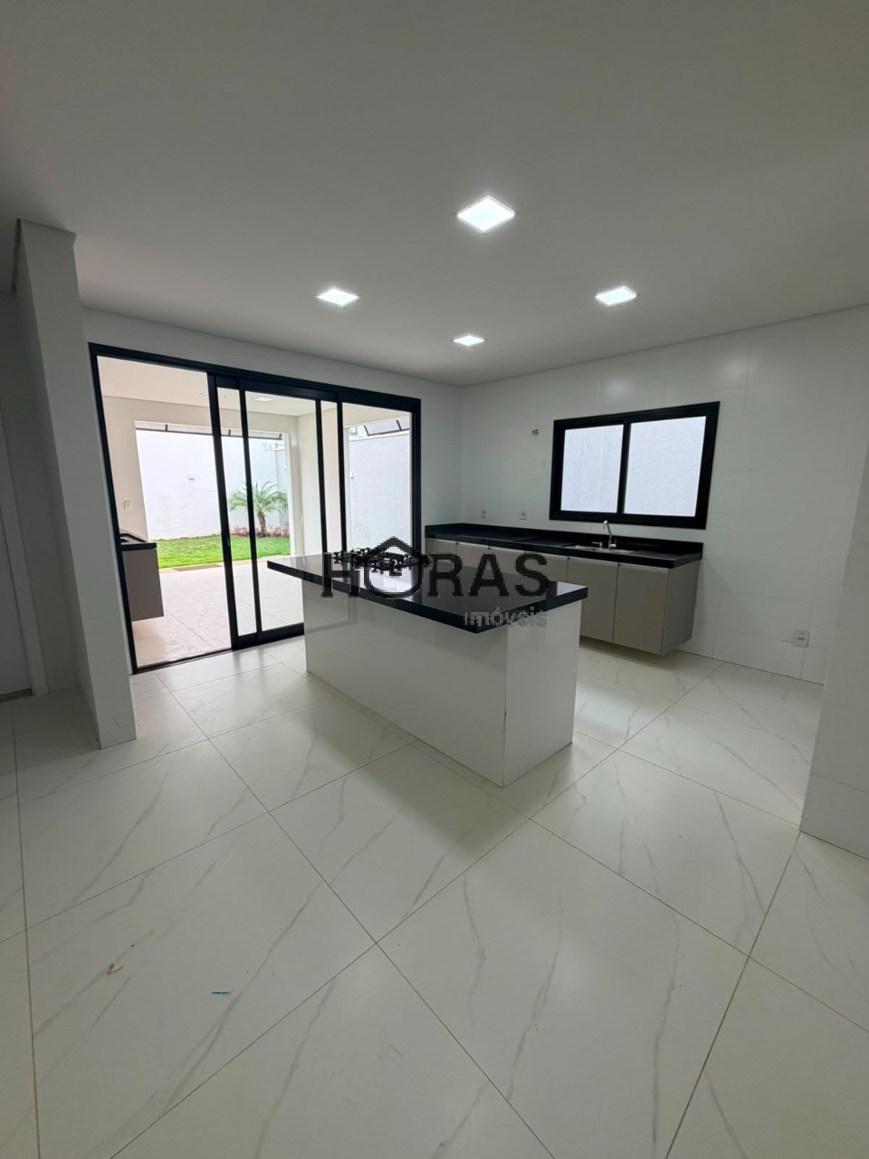 Casa, 3 quartos, 270 m² - Foto 13