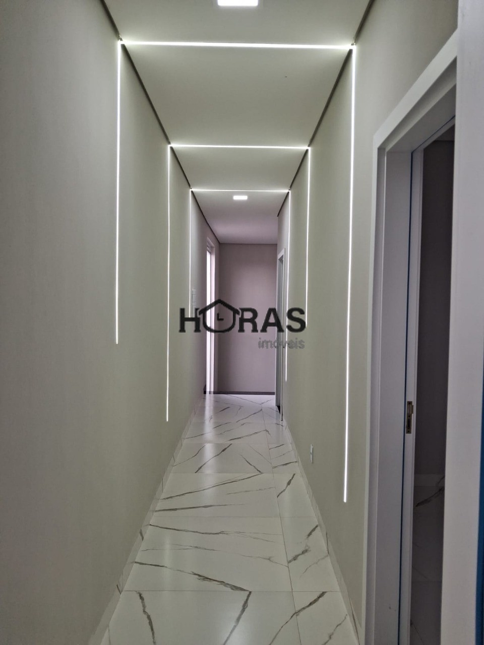 Casa, 3 quartos, 286 m² - Foto 3