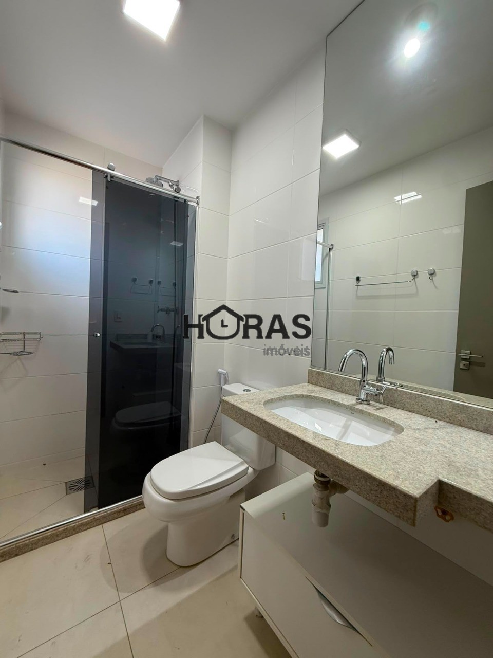 Apartamento, 3 quartos, 168 m² - Foto 2