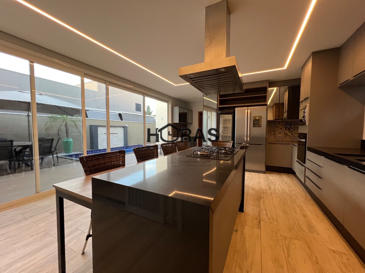 Casa, 3 quartos, 207 m² - Foto 2