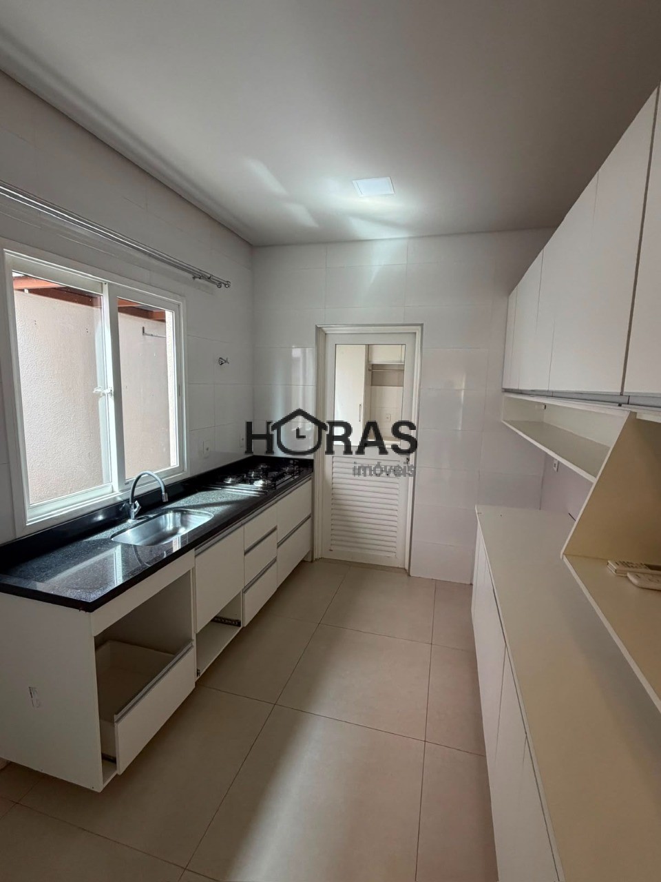 Casa, 3 quartos, 240 m² - Foto 10
