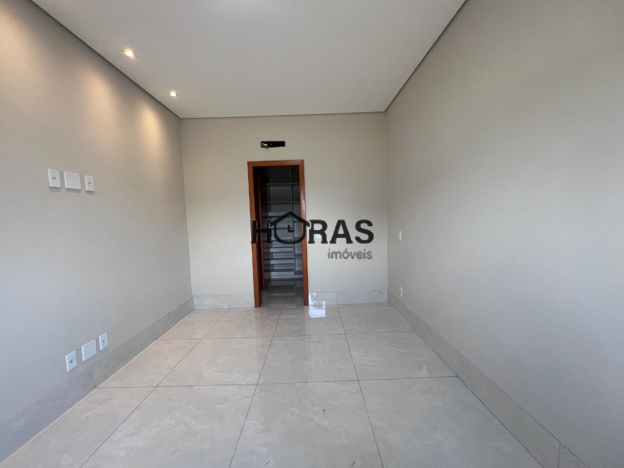Casa, 3 quartos, 250 m² - Foto 12