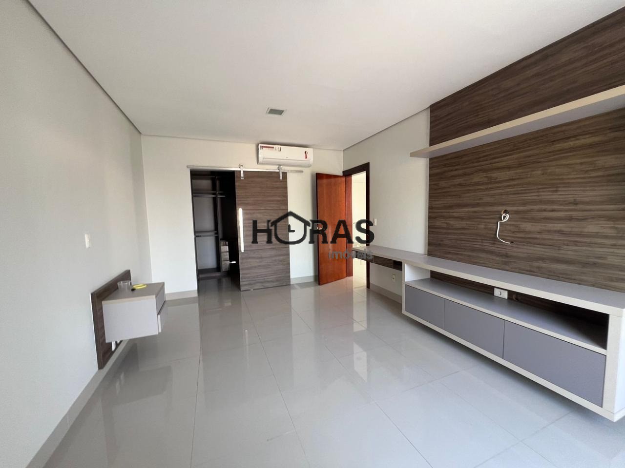 Casa, 3 quartos, 252 m² - Foto 4