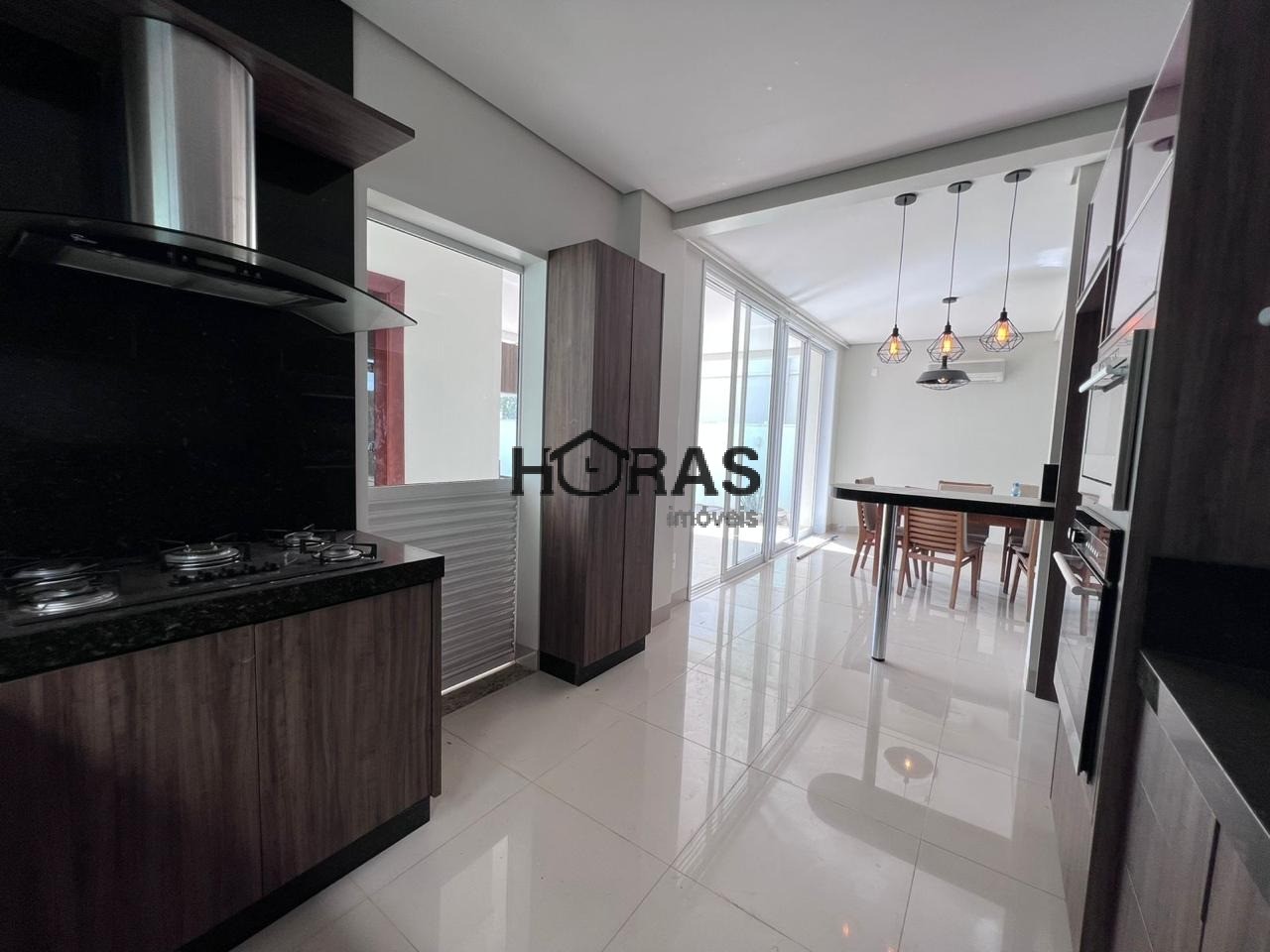 Casa, 3 quartos, 252 m² - Foto 14
