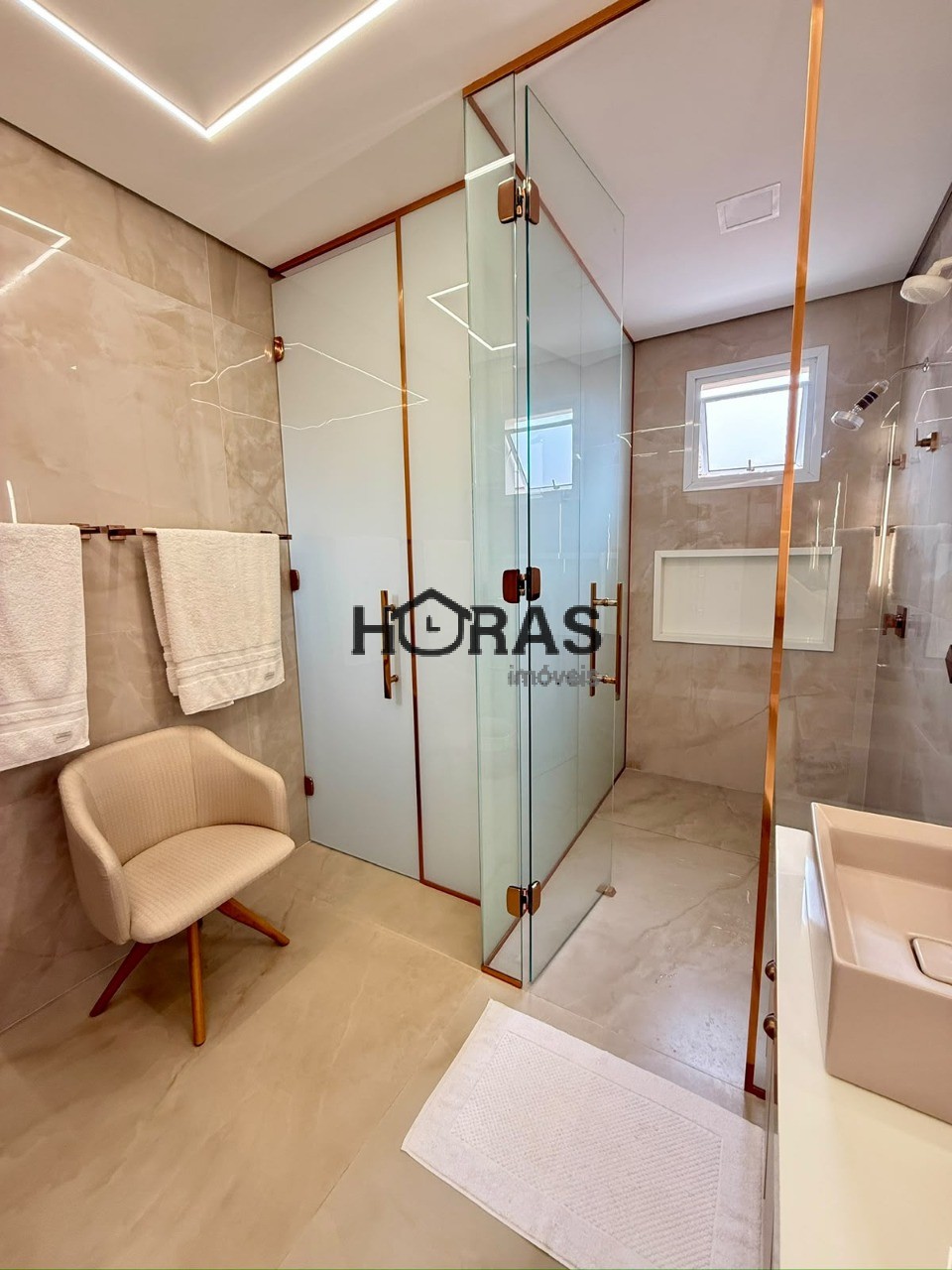 Casa, 4 quartos, 473 m² - Foto 2