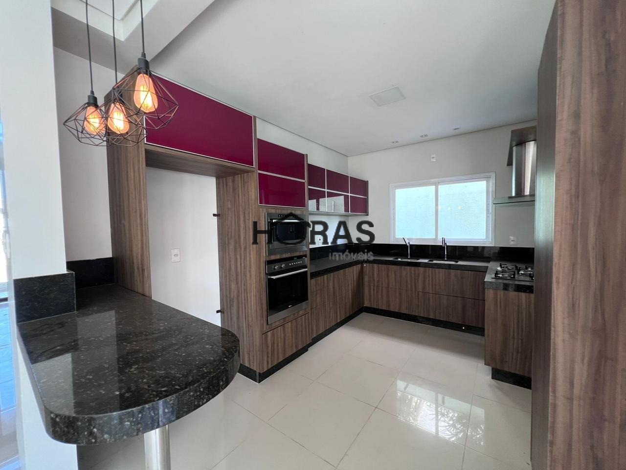 Casa, 3 quartos, 252 m² - Foto 3