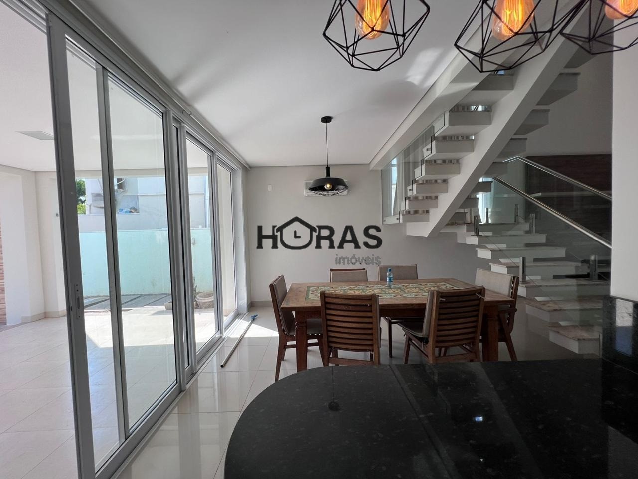 Casa, 3 quartos, 252 m² - Foto 13