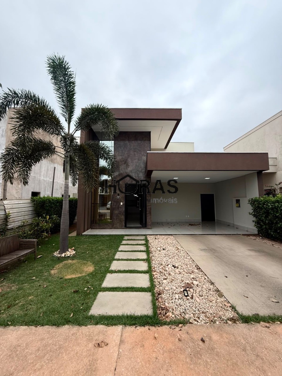Casa, 3 quartos, 169 m² - Foto 1