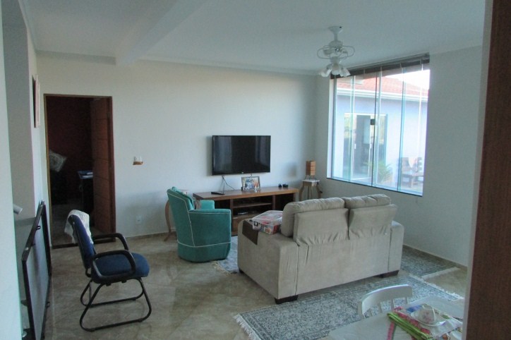 Chácara, 8 quartos, 2400 m² - Foto 20