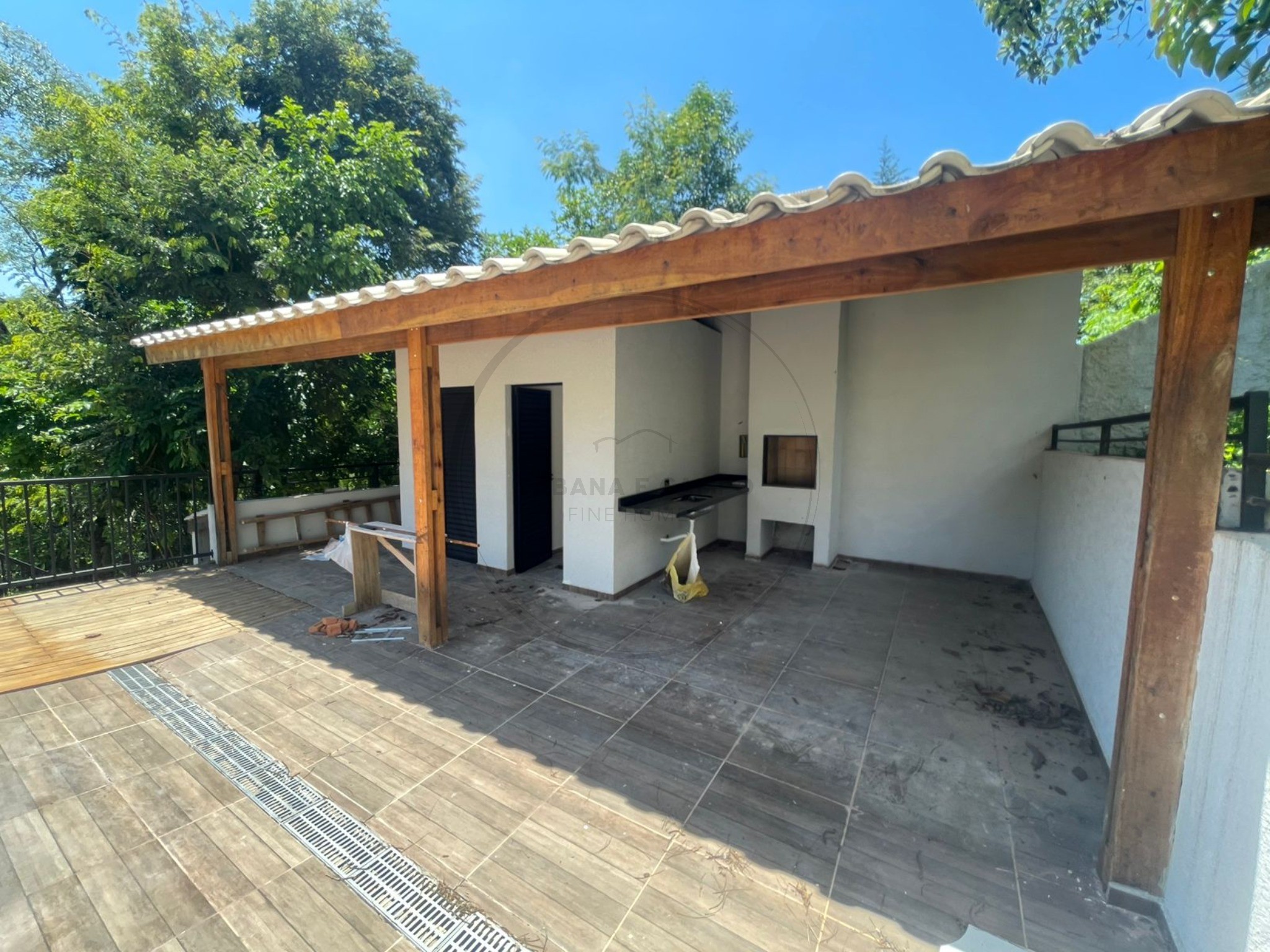 Chácara, 3 quartos, 880 m² - Foto 2