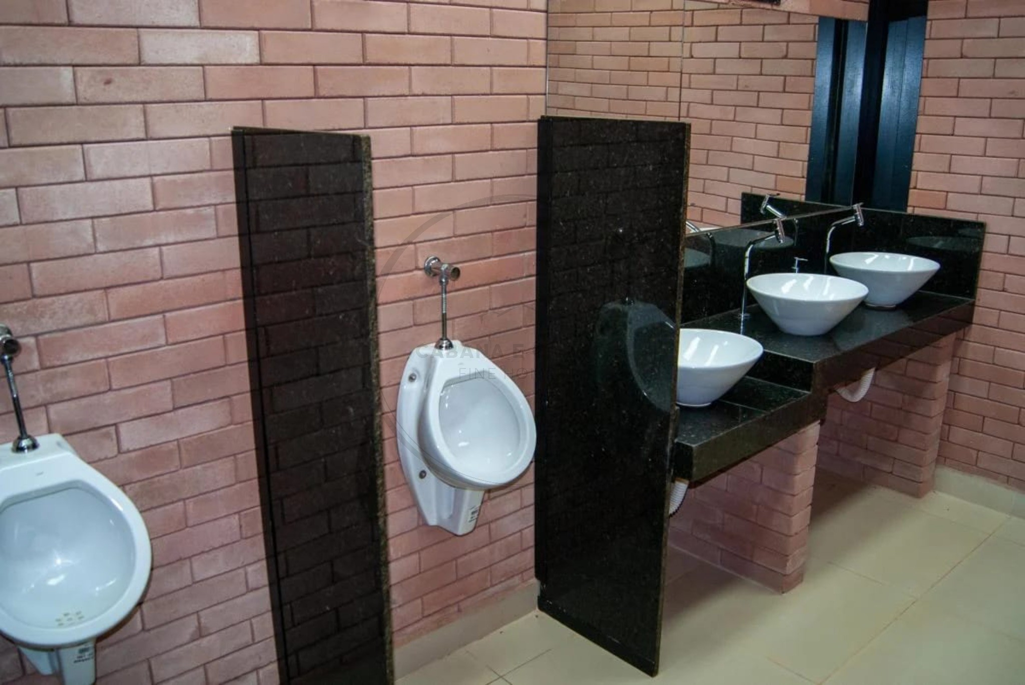 Pousada-Chalé, 13 quartos - Foto 2