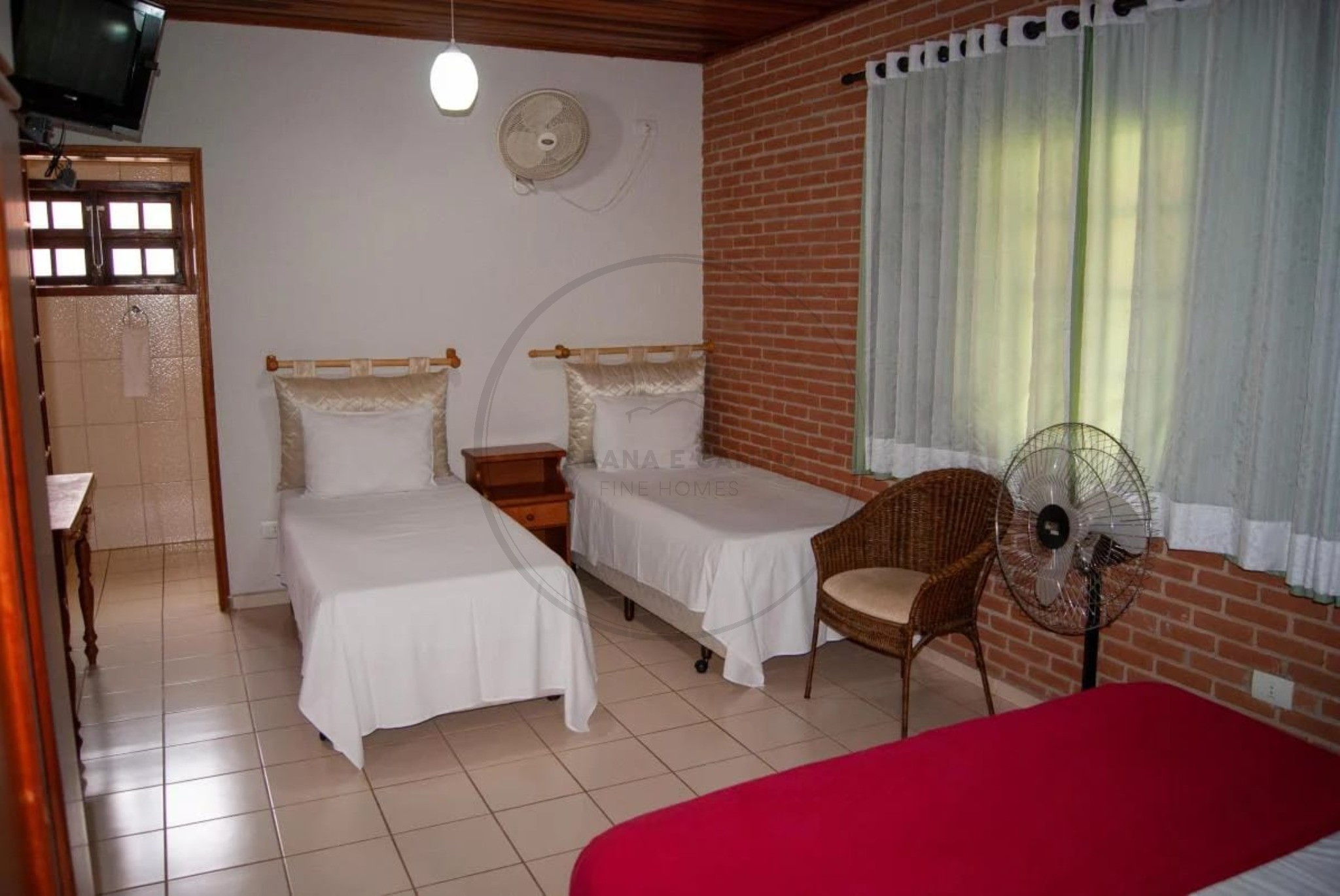 Pousada-Chalé, 13 quartos - Foto 33