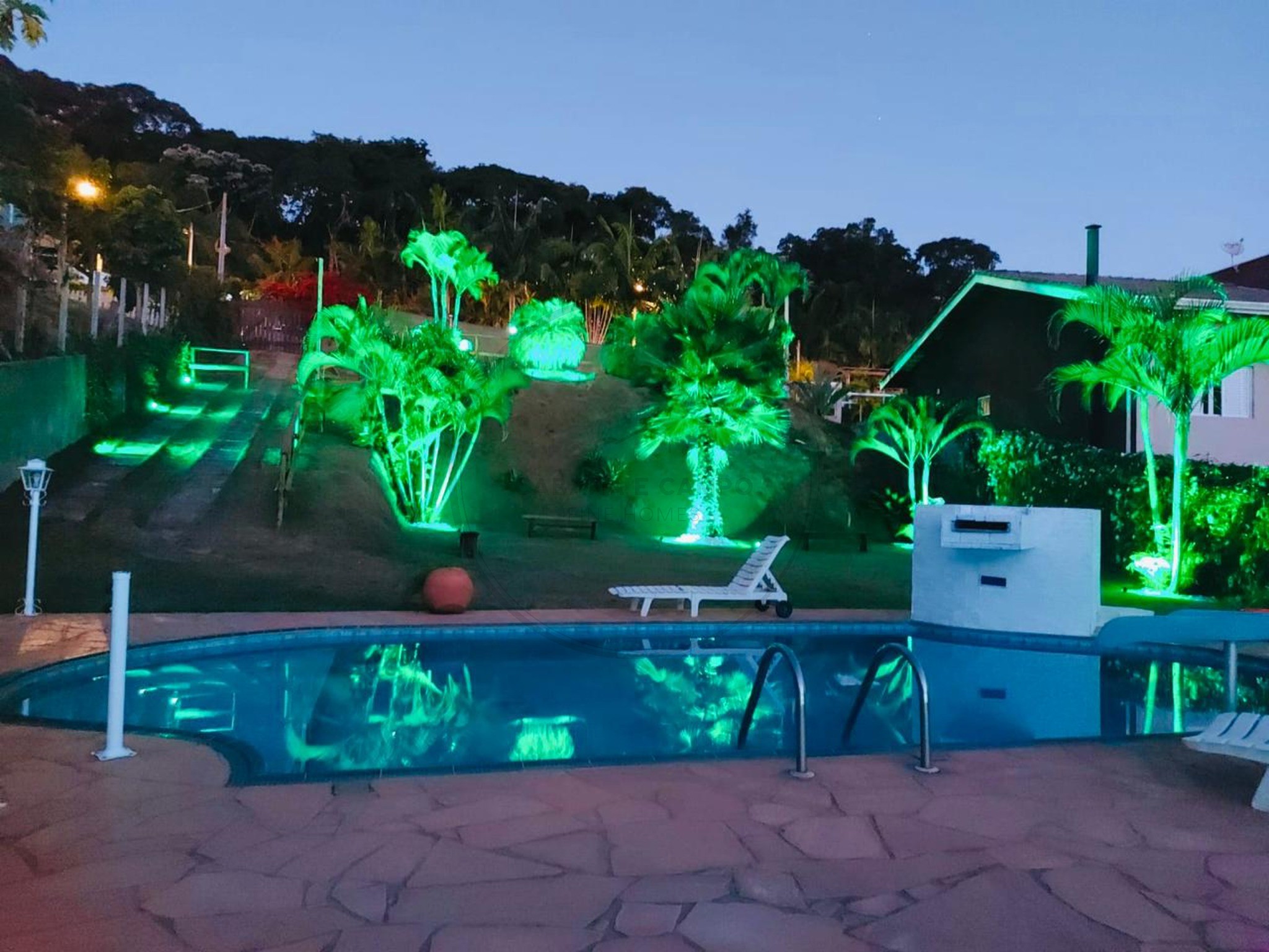 Chácara, 3 quartos, 1026 m² - Foto 3