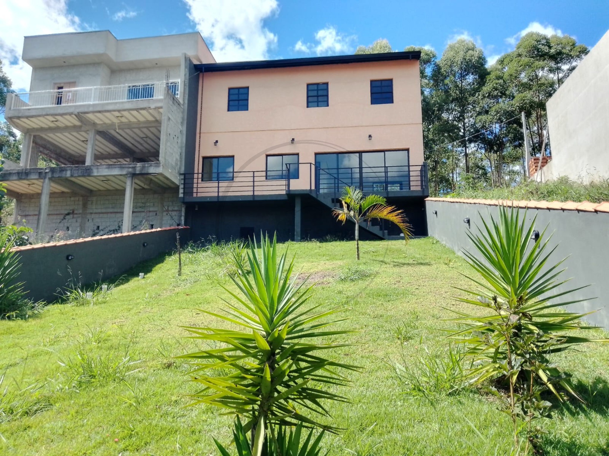 Chácara, 3 quartos, 450 m² - Foto 1