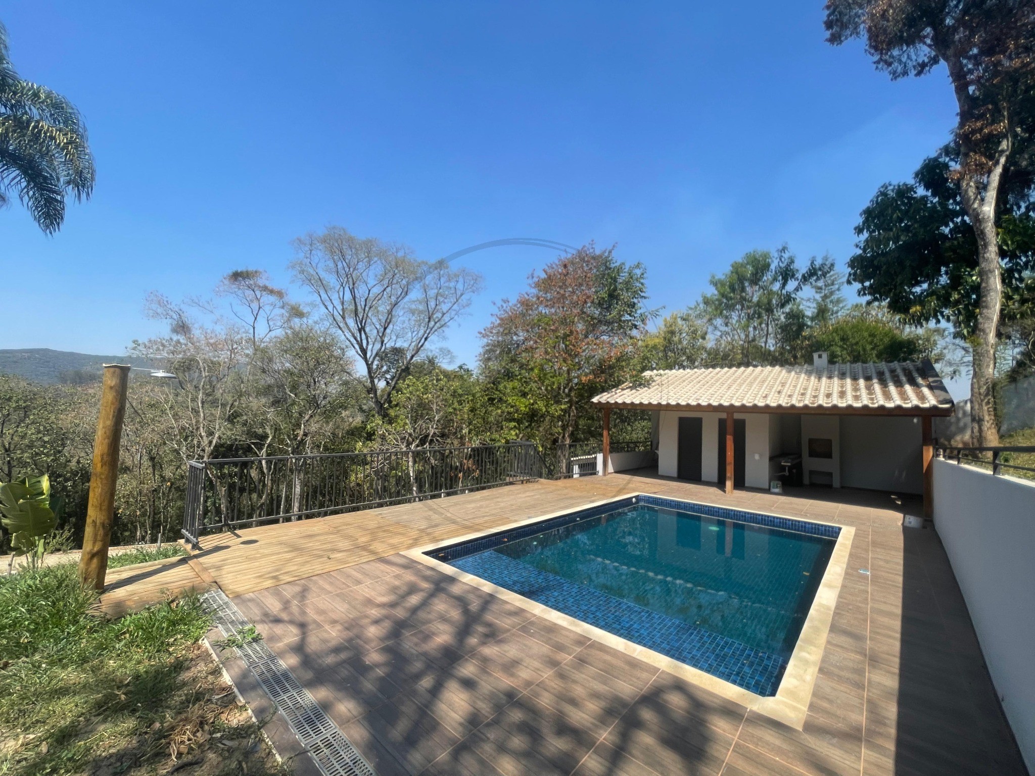 Chácara, 3 quartos, 880 m² - Foto 9